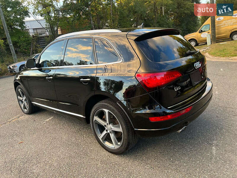 Позашляховик / Кросовер Audi Q5 2015 в Львові
