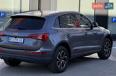 Внедорожник / Кроссовер Audi Q5 2012 в 