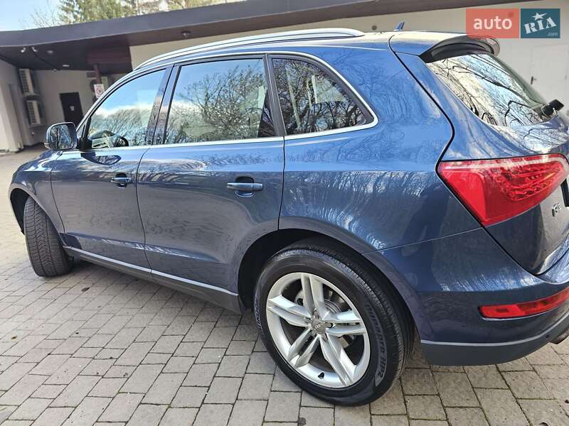 Внедорожник / Кроссовер Audi Q5 2008 в Ужгороде