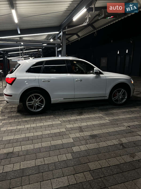 Внедорожник / Кроссовер Audi Q5 2016 в Городке фото 3 Внедорожник / Кроссовер Audi Q5 2016 в Городке