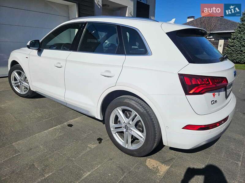 Внедорожник / Кроссовер Audi Q5 2020 в Киеве фото 16 Внедорожник / Кроссовер Audi Q5 2020 в Киеве