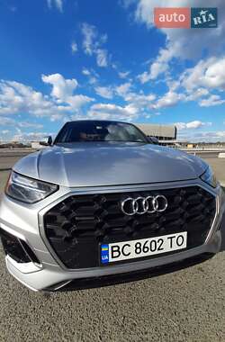 Внедорожник / Кроссовер Audi Q5 2022 в 