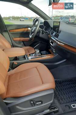 Внедорожник / Кроссовер Audi Q5 2022 в 