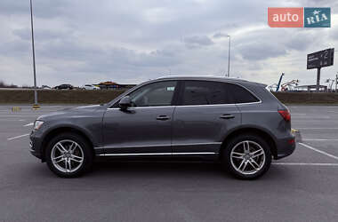 Внедорожник / Кроссовер Audi Q5 2016 в 