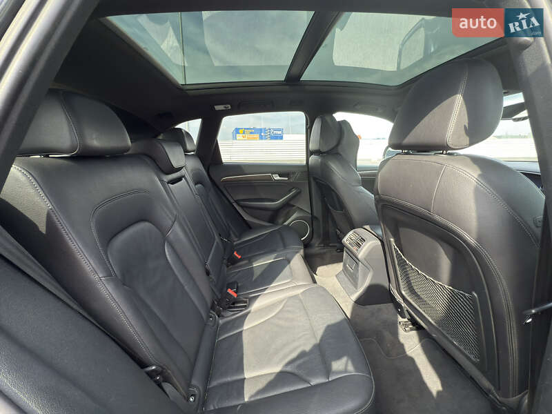 Внедорожник / Кроссовер Audi Q5 2016 в Львове