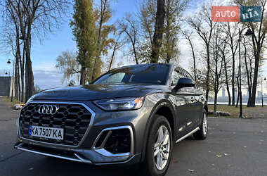 Внедорожник / Кроссовер Audi Q5 2022 в Киеве