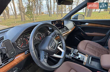Внедорожник / Кроссовер Audi Q5 2022 в Киеве