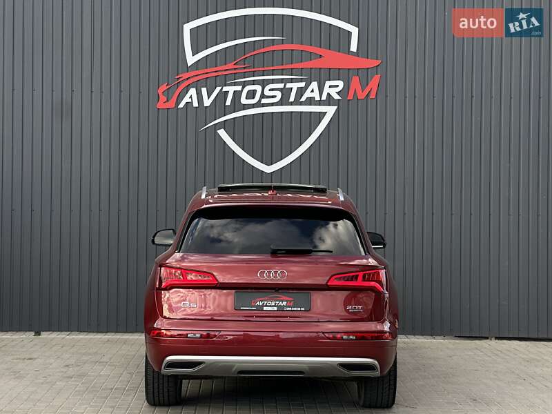 Позашляховик / Кросовер Audi Q5 2017 в Мукачевому