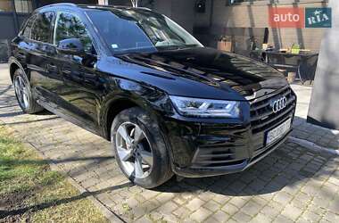 Внедорожник / Кроссовер Audi Q5 2020 в 