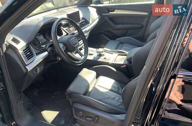 Внедорожник / Кроссовер Audi Q5 2020 в 