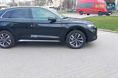 Внедорожник / Кроссовер Audi Q5 2022 в 