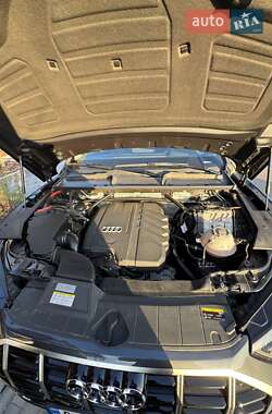 Внедорожник / Кроссовер Audi Q5 2020 в 