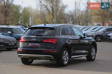 Внедорожник / Кроссовер Audi Q5 2019 в 