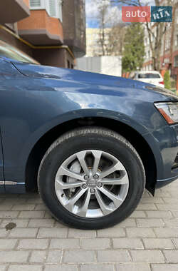 Внедорожник / Кроссовер Audi Q5 2015 в 