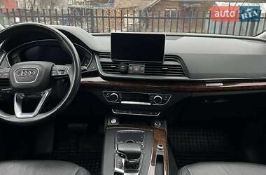Позашляховик / Кросовер Audi Q5 2017 в 