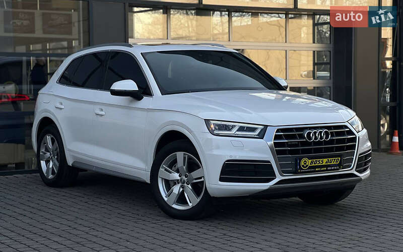 Внедорожник / Кроссовер Audi Q5 2019 в 