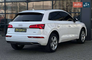 Внедорожник / Кроссовер Audi Q5 2019 в 