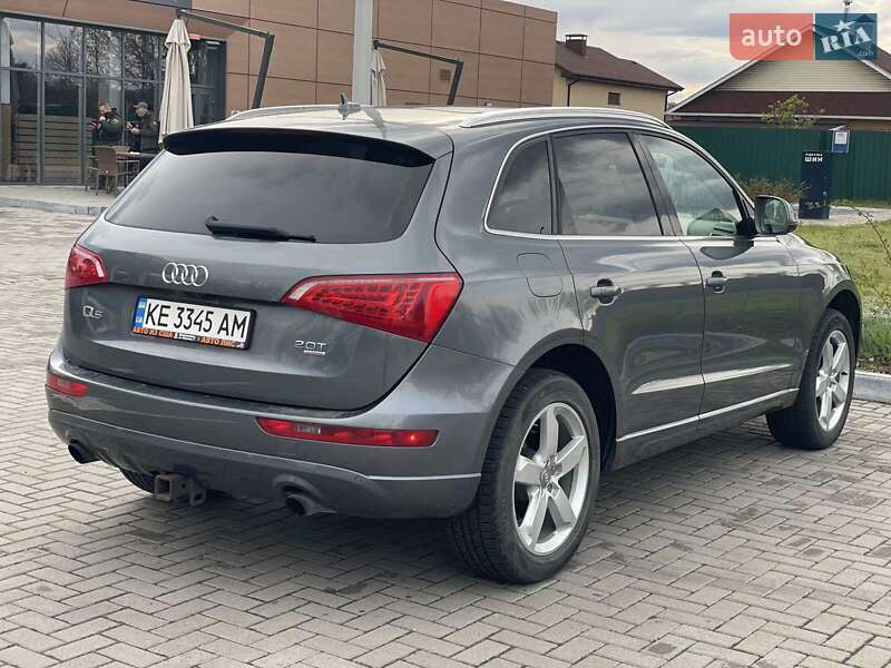 Позашляховик / Кросовер Audi Q5 2012 в Дніпрі
