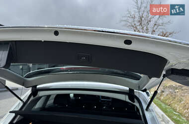 Позашляховик / Кросовер Audi Q5 2014 в 