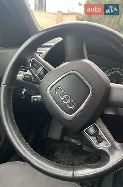 Внедорожник / Кроссовер Audi Q5 2010 в 