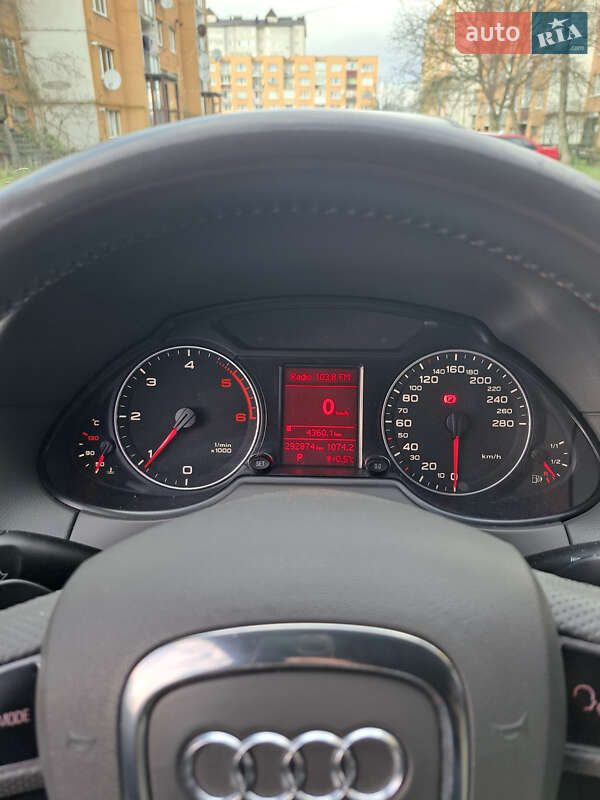 Внедорожник / Кроссовер Audi Q5 2011 в Долине