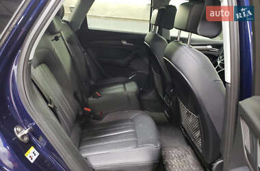 Внедорожник / Кроссовер Audi Q5 2022 в 