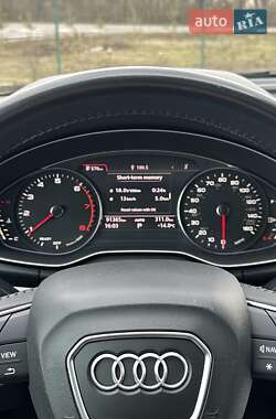 Внедорожник / Кроссовер Audi Q5 2018 в 