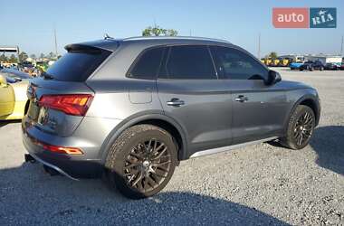 Внедорожник / Кроссовер Audi Q5 2017 в 