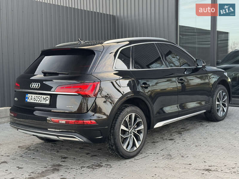 Позашляховик / Кросовер Audi Q5 2020 в Києві