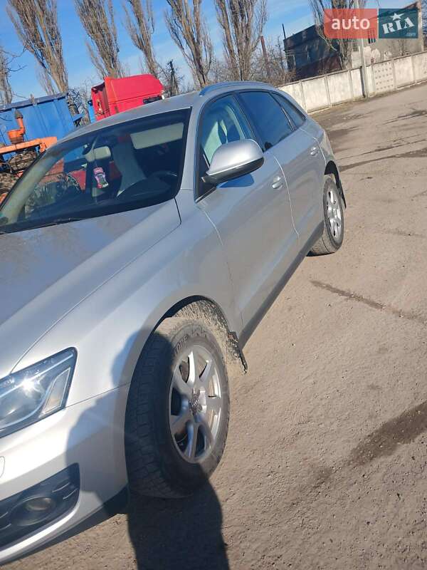Внедорожник / Кроссовер Audi Q5 2009 в Городке