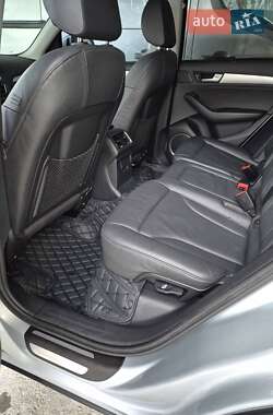 Внедорожник / Кроссовер Audi Q5 2012 в 