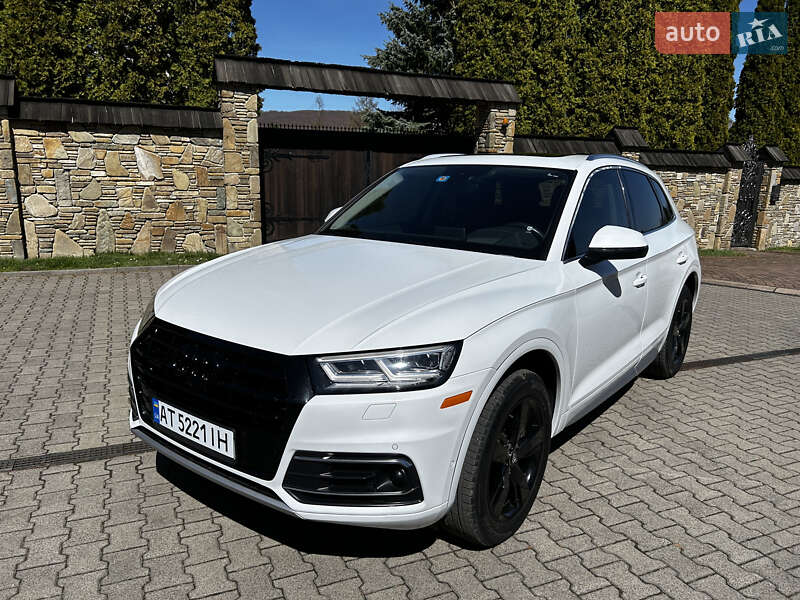 Внедорожник / Кроссовер Audi Q5 2019 в 