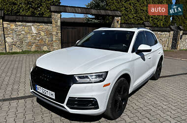 Внедорожник / Кроссовер Audi Q5 2019 в 