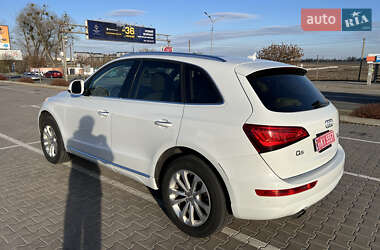 Позашляховик / Кросовер Audi Q5 2016 в 