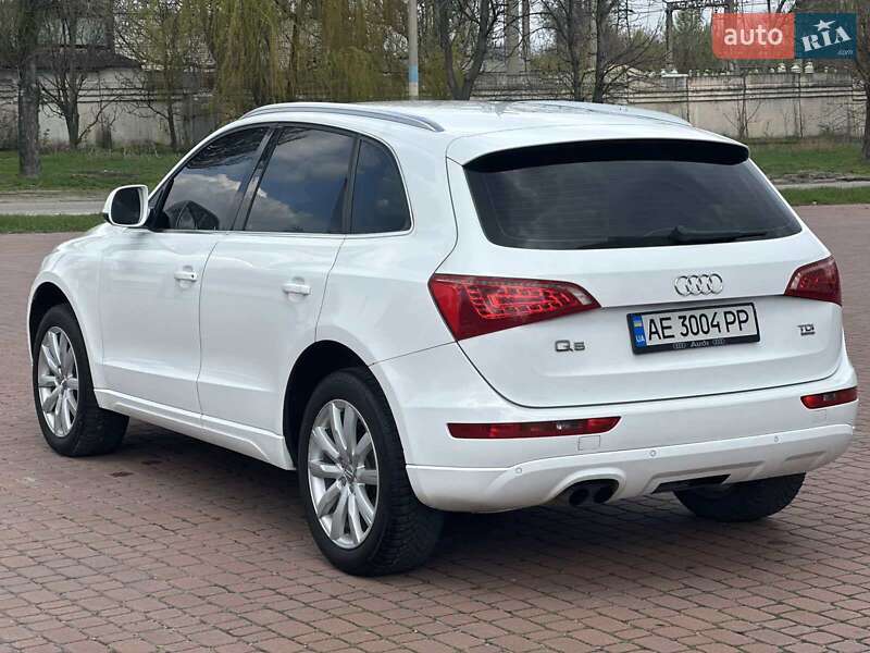 Внедорожник / Кроссовер Audi Q5 2012 в Днепре