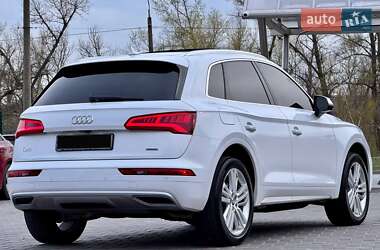 Внедорожник / Кроссовер Audi Q5 2020 в 