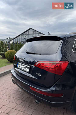 Позашляховик / Кросовер Audi Q5 2011 в 
