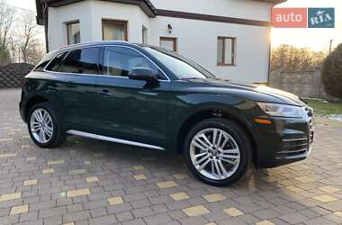 Позашляховик / Кросовер Audi Q5 2018 в 