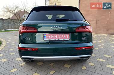 Позашляховик / Кросовер Audi Q5 2018 в 