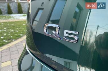 Позашляховик / Кросовер Audi Q5 2018 в 