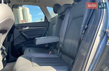 Внедорожник / Кроссовер Audi Q5 2019 в 
