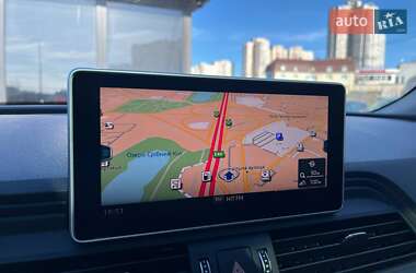 Внедорожник / Кроссовер Audi Q5 2019 в 