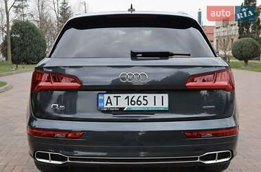Внедорожник / Кроссовер Audi Q5 2019 в 