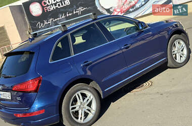 Внедорожник / Кроссовер Audi Q5 2016 в 