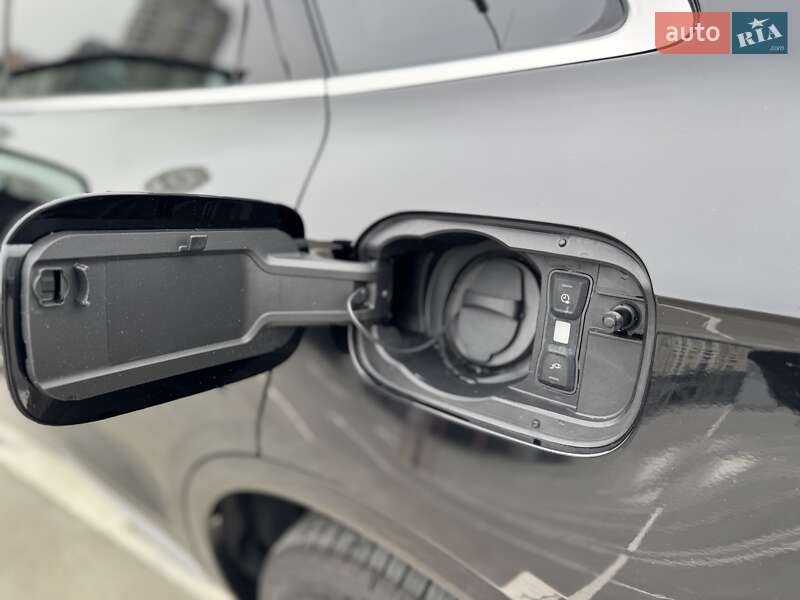 Внедорожник / Кроссовер Audi Q5 2024 в Киеве