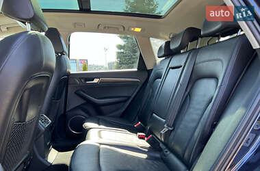 Внедорожник / Кроссовер Audi Q5 2016 в 