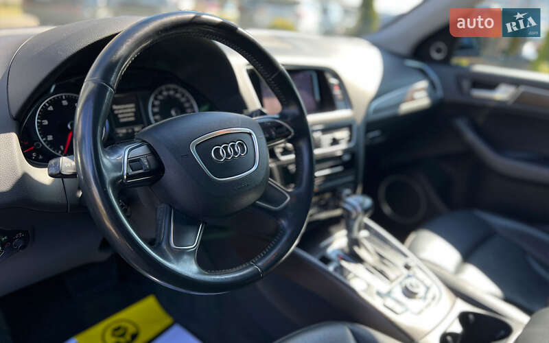 Внедорожник / Кроссовер Audi Q5 2016 в Львове