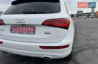 Позашляховик / Кросовер Audi Q5 2016 в 
