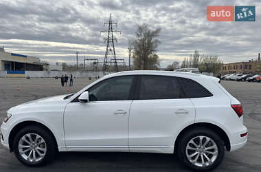 Позашляховик / Кросовер Audi Q5 2016 в 