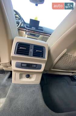 Внедорожник / Кроссовер Audi Q5 2018 в 